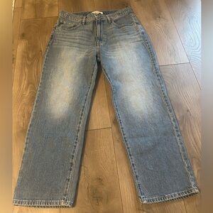Lucky Brand 90’s loose high rise crop jeans. Size 4/27